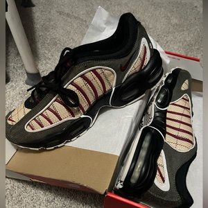 Men’s Nike Airmax Tailwind